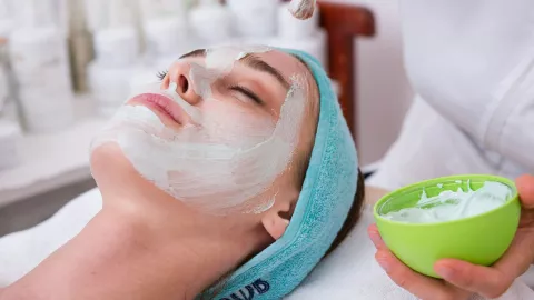 Así puedes cuidar tu piel con aceite de oliva y bicarbonato