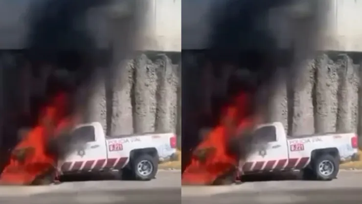 VIDEO | ¡Fuertes imágenes! Incendio consume patrulla de la Policía Vial en pleno Periférico