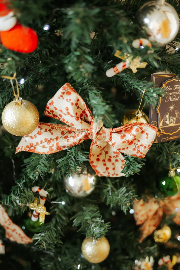Adiós a los moños para el árbol de Navidad: 3 tendencias para este 2026