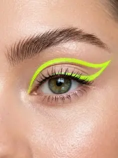 eyeliner neon.jpg