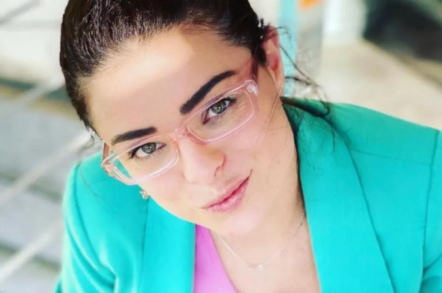 Violeta Isfel