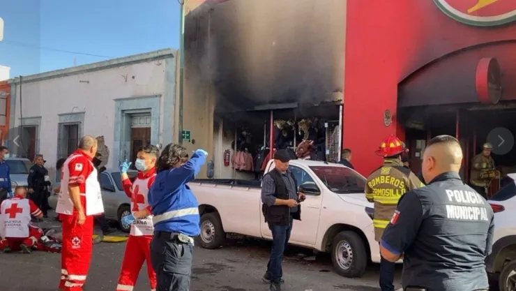 Marchas las víctimas del incendio en tienda waldos Hermosillo, Sonora