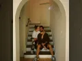 Camilo y Eva Luna Escaleras.jpg