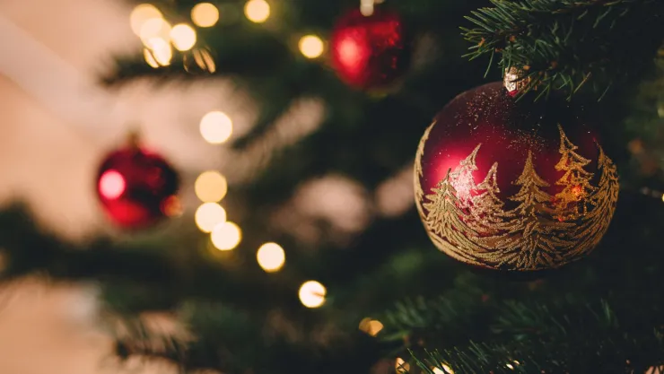 Navidad 2024 El material más económico para usar en esferas y adornos navideños