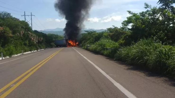 Bloqueo de carretera en Villa Unión