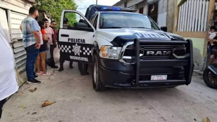 Abuelito atropella y mata a su nieta de 1 año, por accidente, en Veracruz.