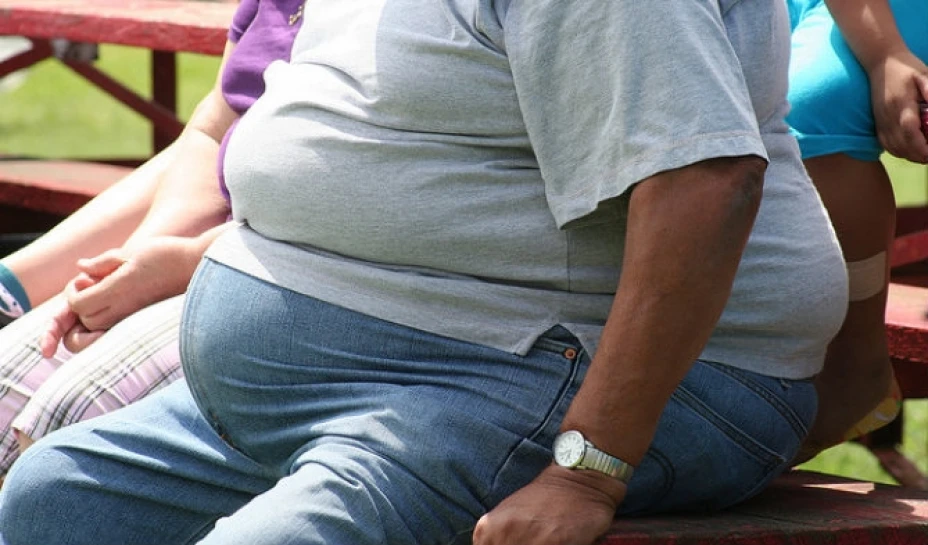 Los adultos que viven en localidades donde existe desorden social ganan más grasa en el abdomen que aquellos que no, indica estudio