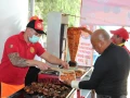 Todos nuestros voluntarios agradecen su enorme apoyo y comida.