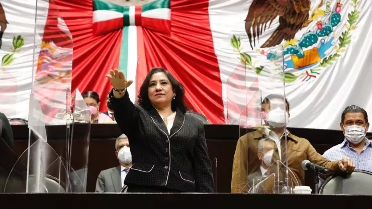 Irma Eréndira Sandoval, compareció ante el pleno de la Cámara de Diputados
