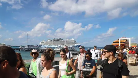 Cozumel y Mahahual referentes mundiales en el turismo de crucero
