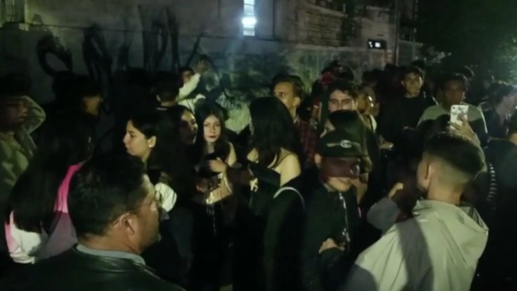 FIESTA CLANDESTINA.jpg