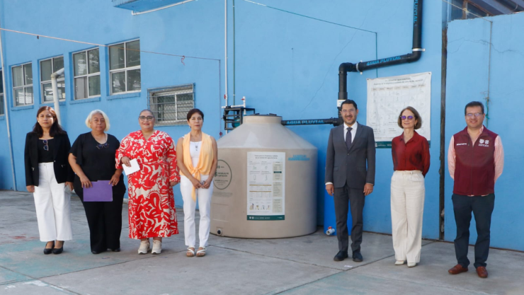 Sistema de captación de agua en escuelas de CDMX lleva avance del 99%, asegura Martí Batres
