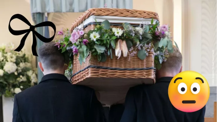 VIDEO: Muere joven y sus tres novias van a despedirlo al funeral.