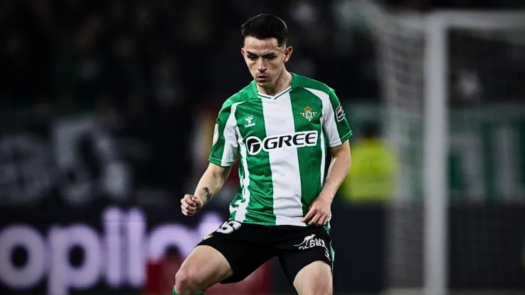 Afición del Betis cuestiona el nivel de Fidalgo