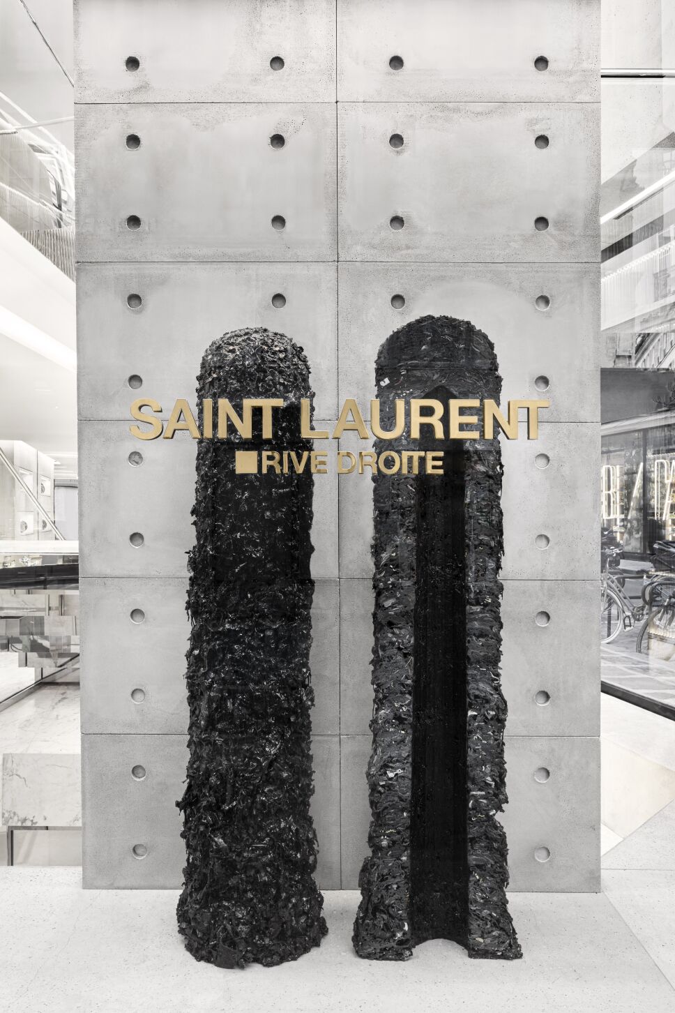 SAINT LAURENT Rive Droite.jpg