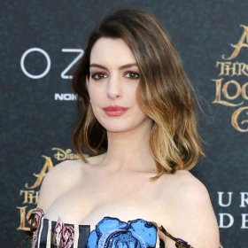 Anne Hathaway