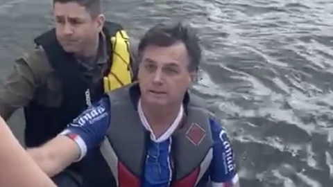 bolsonaro-moto-acuatica.png