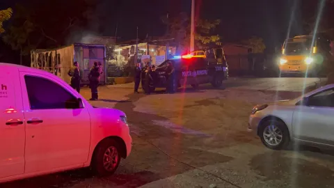Se incendia negocio de maquinitas en Montebello, Mazatlán
