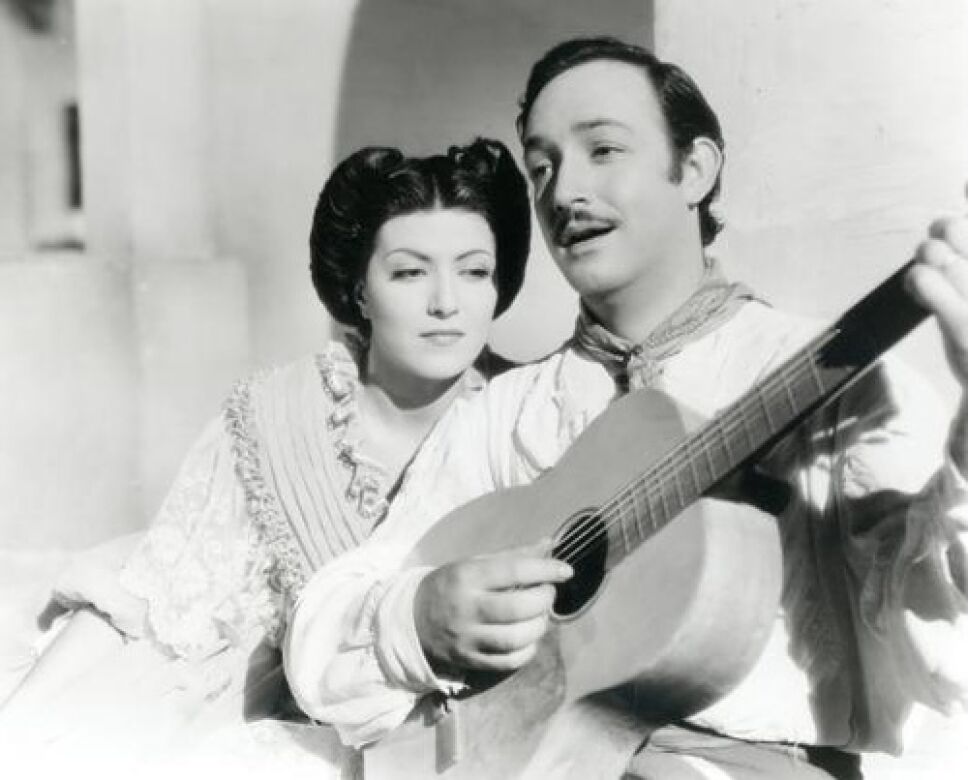 Jorge negrete y Gloria Marín Foto Especial