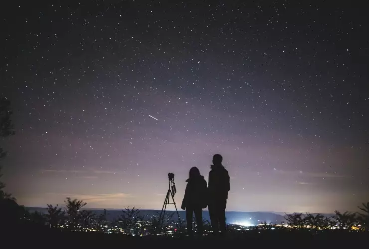 La lluvia estrellas Ariétidas Diurnas se ve desde el 14 de abril.