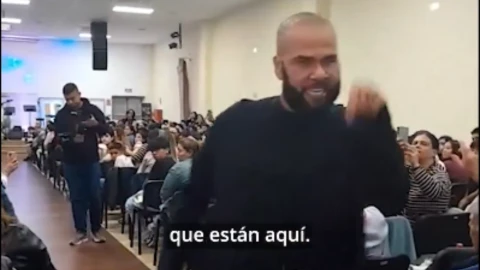 Dani Alves sorprende con nueva faceta religiosa.png