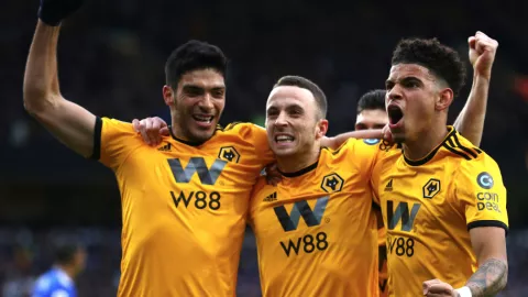 Raúl Jiménez es el mejor del Wolverhampton