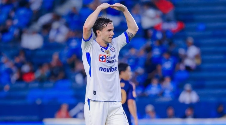 Agustín Palavecino brilla en Cruz Azul: ¿cuál es su salario por semana?