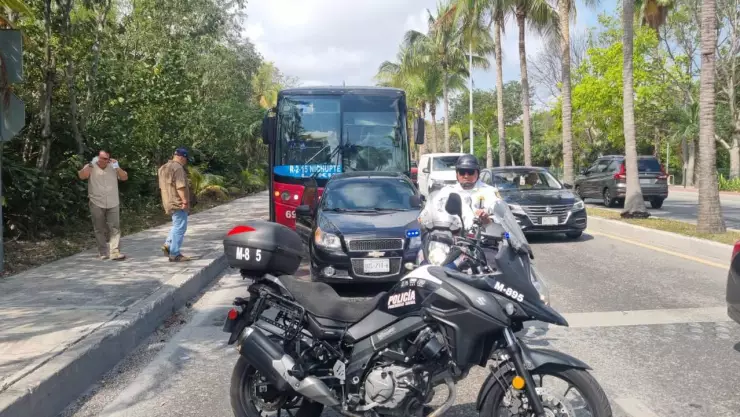 Se registra choque en el boulevard Kukulkán este jueves 21 de marzo.jpg