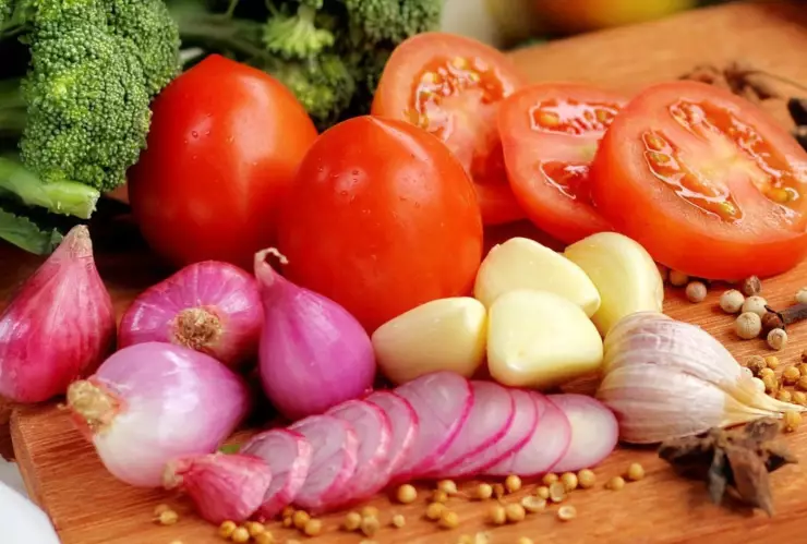 costos del jitomate y la cebolla en queretaro.jpg