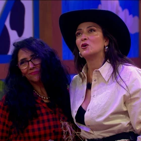 Mónica Escobedo se reencuentra con su madre en La Granja VIP; así se vivió el momento.jpg