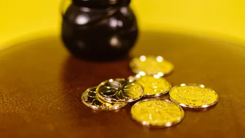 El amuleto que debes usar antes de dormir para tener abundancia