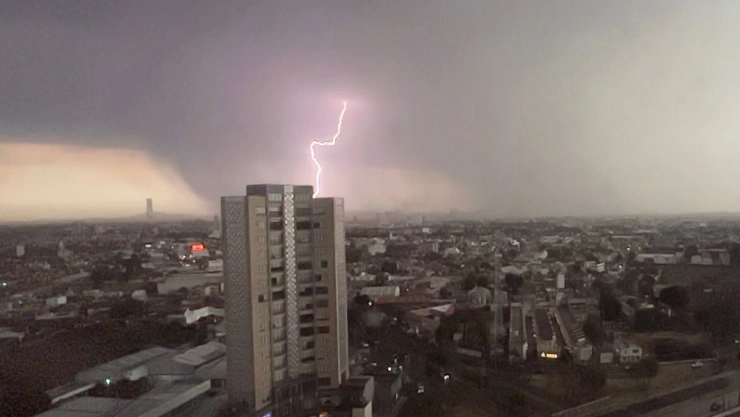 Tormenta eléctrica en Puebla