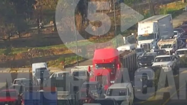 Atención no hay paso hoy viernes 12 de diciembre en esta carretera que conecta Guanajuato y Michoacán ¿Qué pasó.jpg