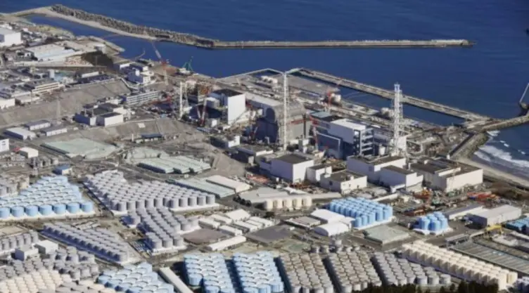 fukushima-mar-agua (1).jpg