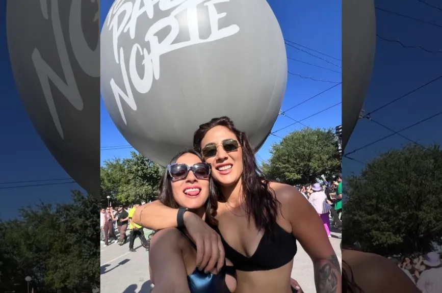 gloria y Paulette hacen oficial su relación (8).jpg