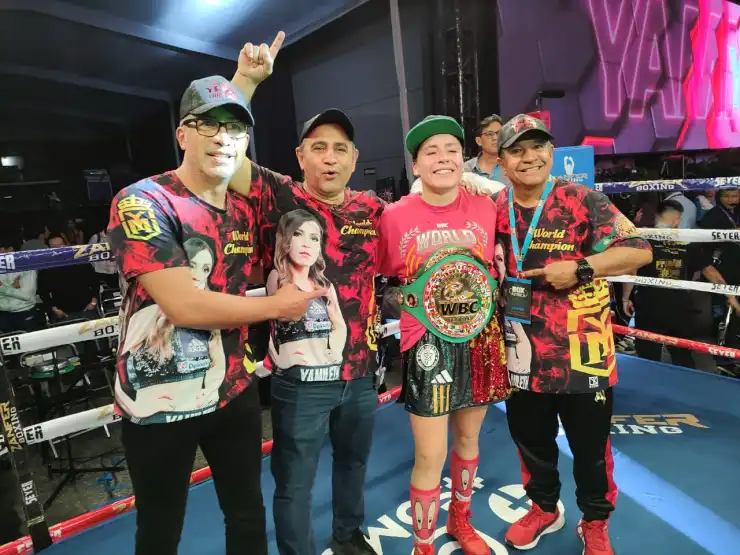 Yamileth Mercado vs Barby Juárez