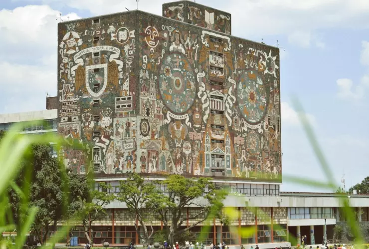 Calendario-UNAM-anual-2025-cuáles-son-los-días-festivos-puentes-y-vacaciones-marcados