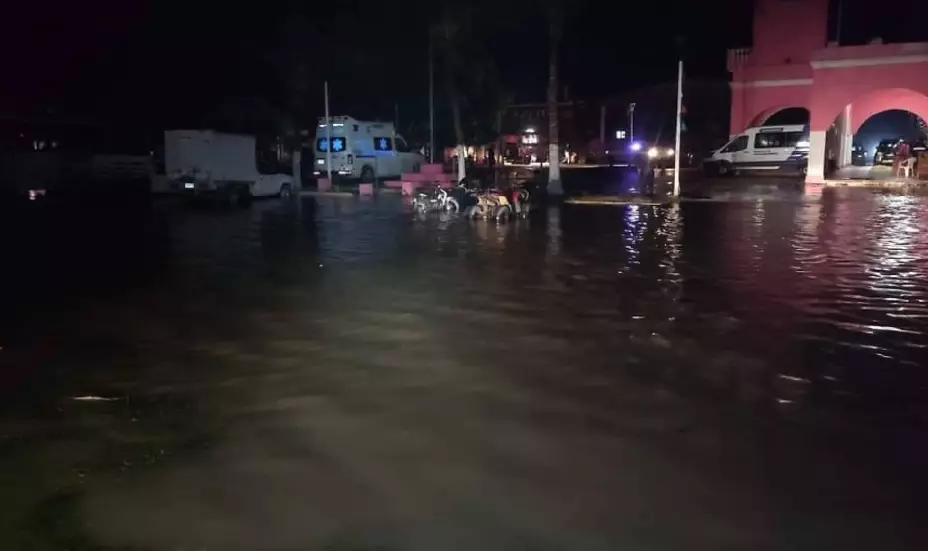 Huracán Milton provoca inundaciones en Celestún, Yucatán (FOTOS).jpg