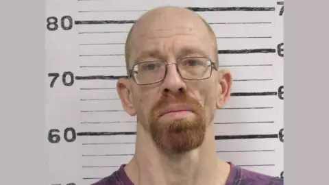 Papá golpeó a su hija por mentirosa.jpg