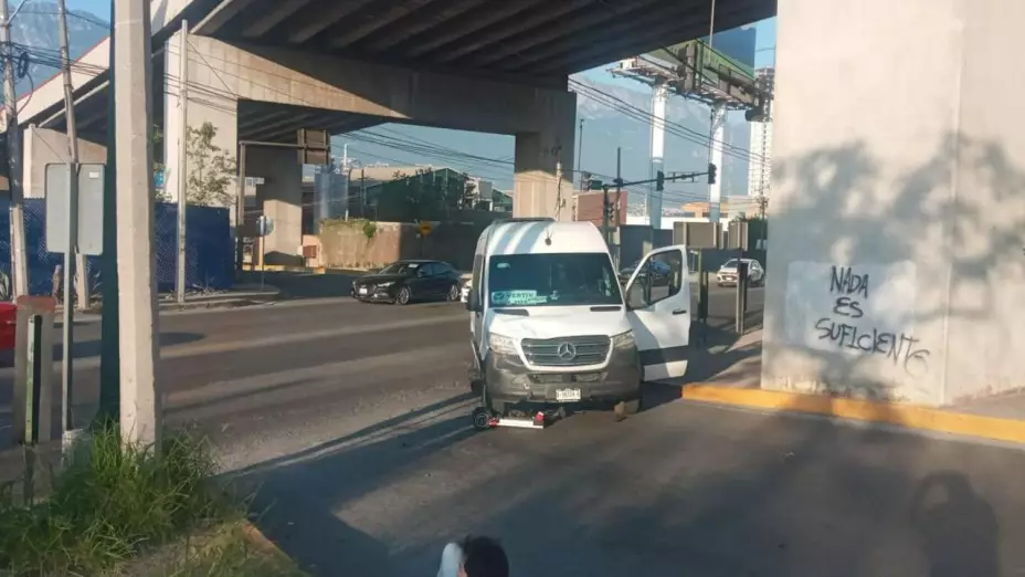 SCOOTER hombre atropellado Monterrey