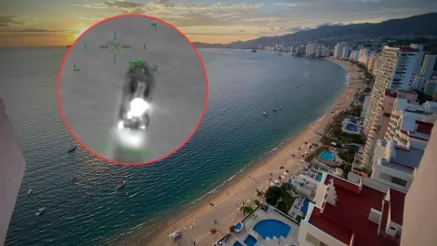 Marina asegura casi una tonelada de cocaína flotando frente a Acapulco, Guerrero