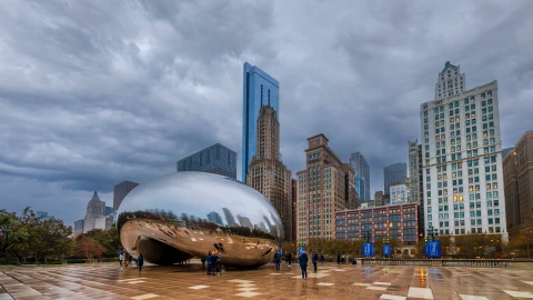Cielo nublado y lluvias en la ciudad de Chicago