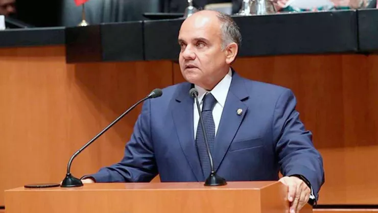 Añorve toma la palabra en el senado