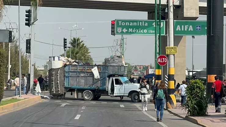 Manifestantes realizan bloqueos hoy 17 de julio en dirección al AIFA