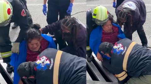 Mujer queda atrapada en respiradero de Ecatepec