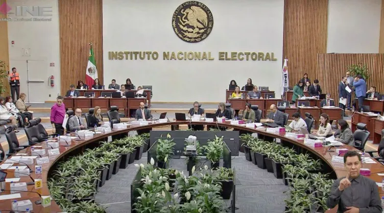 ¡Tijerazo! Morena planea reducir presupuesto de órganos autónomos para 2024