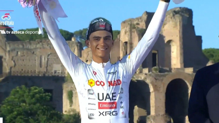 Isaac del Toro, el bajacaliforniano subcampeón del Giro de Italia y primer mexicano con la Maglia Bianca