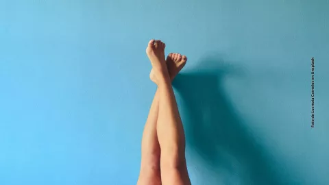 Pies hinchados: &iquest;Por qu&eacute; ocurre y qu&eacute; hacer al respecto?