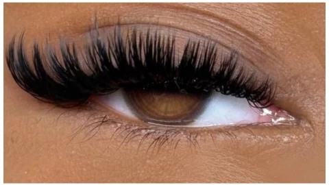 diseños de pestañas wispy con efecto gato y volumen