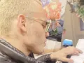 Julio Cesar Chavez Jr. firmando..jpg